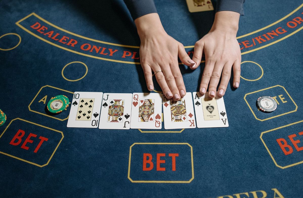 PokerHigh Live Casino